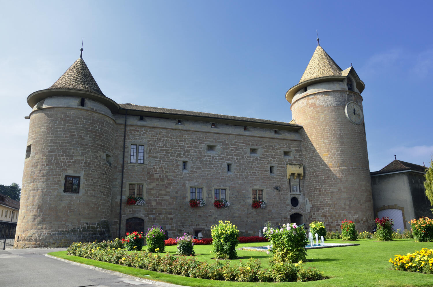 Architecture, monuments &amp; regional heritage
